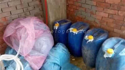 ضبط 2.5 طن خل فاسد داخل مخزن بالغربية