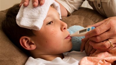 4 طرق تحمى بها طفلك من الإصابة بالإنفلونزا طوال الشتاء