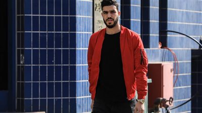 بعد جلسة الخطيب.. وليد أزارو يقترب من الانتقال للاتفاق السعودي