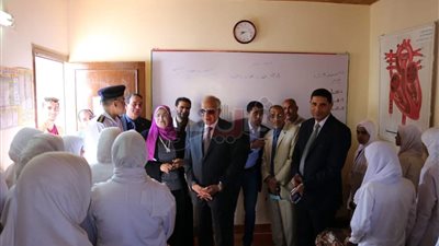 محافظ الجيزة يفتتح مدرسة تمريض ومبنى عيادات خارجية بالواحات البحرية