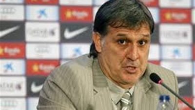 مدرب برشلونة يرفض الحديث عن قضية صفقة 