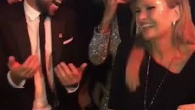 يسرا ومايا دياب ترقصان على أنغام «3 دقات» في حفل بـ«دبي» (فيديو)