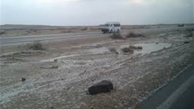 «النقل»: غلق طريق «السويس - السخنة» لكثافة الأمطار
