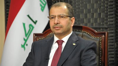 بينهم رئيس البرلمان السابق.. مرشحان جديدان لوزارة الدفاع العراقية