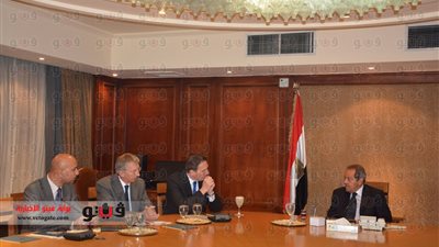 عبد النور: خطة تحرك عاجلة لفتح قنوات جديدة أمام الصادرات