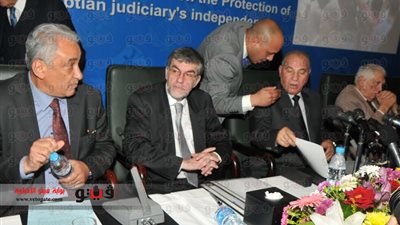 رئيس الاتحاد العالمى للقضاة يغادر القاهرة