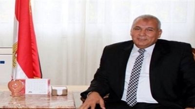 الوادي الجديد تحصل الدفعة الأولى من مبالغ تقنين أراضي وضع اليد