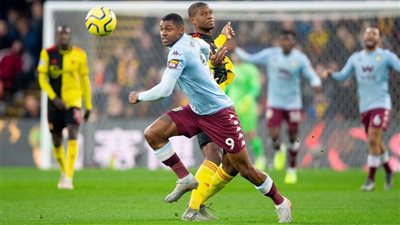 أستون فيلا يخطف فوزًا قاتلًا من واتفورد 1/2.. ومان سيتي يتغلب على شيفيلد 0/1