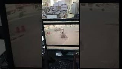 لحظة تعرض شخص لحادث دهس مروع بالسعودية (فيديو)