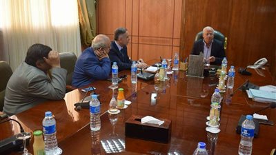 محافظ بورسعيد: جار التنسيق لتنفيذ منظومة الحماية المدنية للمصانع