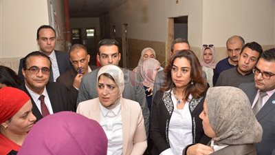 وزيرة الصحة ومحافظ دمياط يتفقدان بنك الدم الإقليمي بتكلفة 13 مليون جنيه