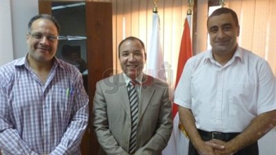 فريق من أكسفورد و«علوم بورسعيد» يكتشف «مسلة» تعود للأسر الأولى بأسوان