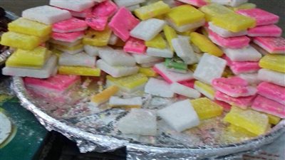 ضبط حلوى مولد مجهولة المصدر في الأقصر