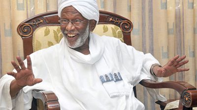 الترابي: لا بديل عن الحوار الوطني لاستقرار السودان