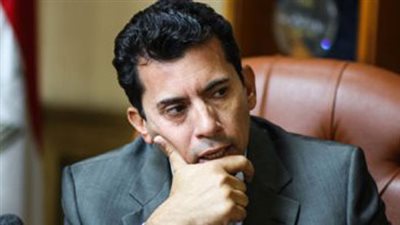 كواليس اجتماع وزير الرياضة واتحاد الكرة لاستقبال جماهير تونس