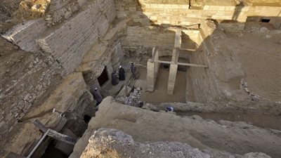 مباحث سوهاج تداهم منزلي جزار وعامل لتنقيبهما عن الآثار