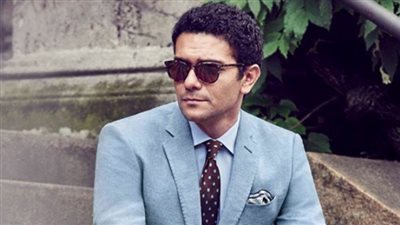 التفاصيل الكاملة لحفل افتتاح مهرجان القاهرة السينمائي.. آسر ياسين يقدم الحفل.. اعتذار كين وينسلت بطلة فيلم الافتتاح يثير الجدل.. خالد جلال يكرم «شادية» على طريقته.. وإليزابيث هيرلي ضيفة الشر