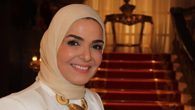 الفنانة منى عبد الغني