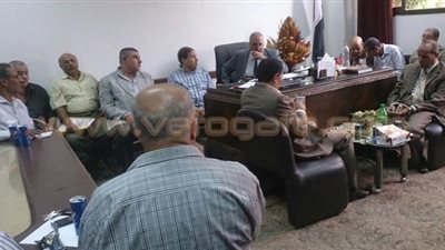 مديرو الأمن يعقدون اجتماعات مع المستوردين لمواجهة ارتفاع الأسعار