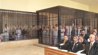 بالفيديو والصور.. بدء محاكمة 33 إخوانيًا بجنايات أسيوط