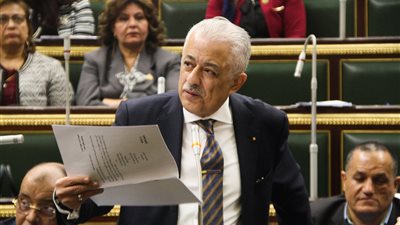 وزير التعليم: «التابلت اللي بيتوزع في قنا مش تبعنا»