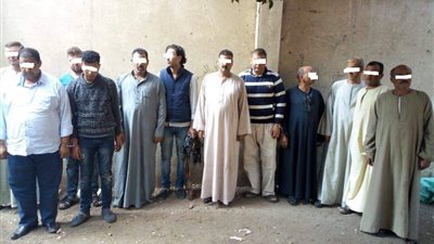 عائلة تهدم منزل مسن تحت تهديد الأسلحة في القليوبية