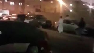 ترحيل 16 مصريا وسوريا من الكويت بسبب مشاجرة بينهم (فيديو)