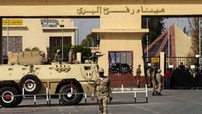 عبور 163 مرحلا فلسطينيا خلال فتح معبر رفح استثنائيا اليوم