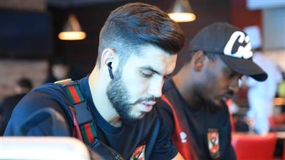 رسميًا .. الأهلي يعلن انتقال وليد أزارو إلى الاتفاق السعودي