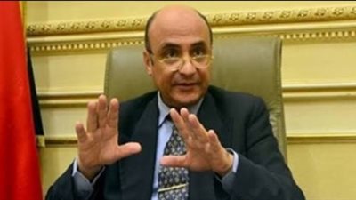 الحكومة: التدرج في تطبيق قانون التأمين الصحي لضعف موارد التمويل