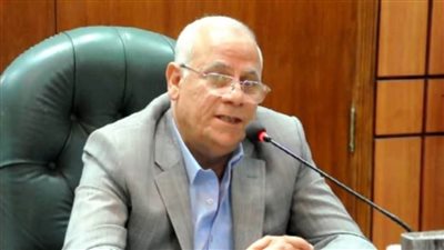 محافظ بورسعيد: إجراءات رادعة ضد من يقوم بإلقاء مخلفات البناء والهدم بالطرق