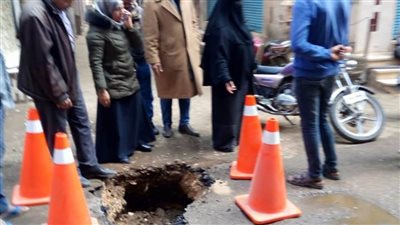 هبوط أرضي بالطريق العام بالقليوبية