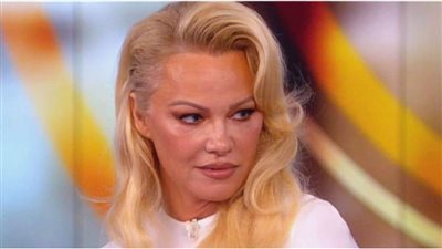 باميلا أندرسون تتزوج للمرة الخامسة عن قصة حب منذ 30 عاما