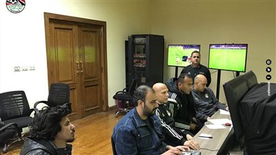 اتحاد الكرة يواصل تدريب الحكام على استخدام 