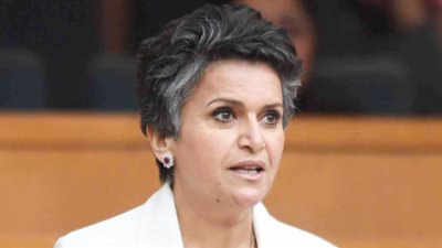 هاشتاج «#صفاء_الهاشم» يتصدر «تويتر» بعد تطاولها على وزيرة الهجرة