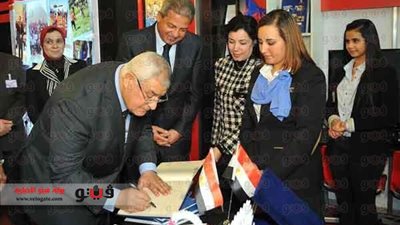 بالصور.. رئيس الجمهورية يلتقي بمنة عرفة