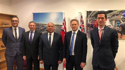 وزير النقل يبحث مع نظيره البريطاني سبل التعاون المشترك