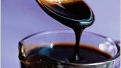 العسل الأسود يقوي العظام ويحارب الأنيميا