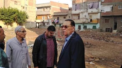 محافظ الشرقية يشكل لجنة لمعاينة المنشآت التعليمية غير المستغلة (صور)