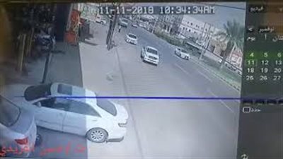 لقطات صادمة للحظة تعرض شاب لحادث دهس مروع (فيديو)