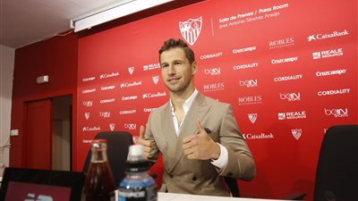 مدافع إشبيلية: قادرون على هزيمة ريـال مدريد