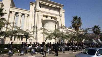 تكثيف أمني أمام 