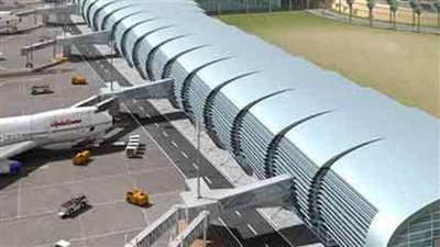 جمارك مطار الغردقة تحبط محاولتي تهريب عدد من العملات الذهبية والأثرية