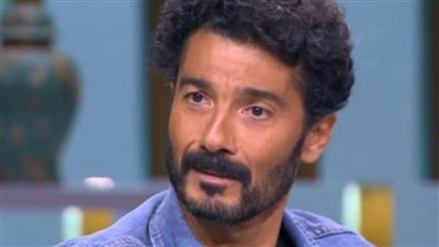 أشرف زكي: خالد النبوي يعالج على نفقته الخاصة | فيديو