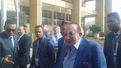 أعضاء عمومية «المقاولون» يهنئون عادل فتحي (صور)