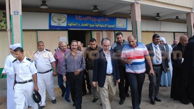 بالصور .. إنشاء 19 مجمعا لبيع الخضراوات والفاكهة بأحياء ومدن الجيزة