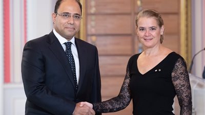 سفير مصر في كندا يقدم أوراق اعتماده للحاكم العام