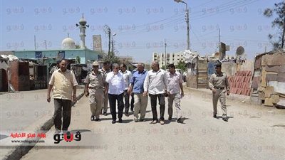 بالفيديو والصور.. محافظ الفيوم يرأس حملة لإزالة التعديات بحي غرب
