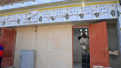 محافظ الأقصر يتفقد أعمال تطوير مكتب بريد البعيرات