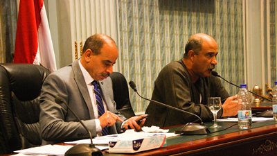 رئيس شركة بذور الطماطم يحذر من حدوث أزمة مع فرنسا واليابان